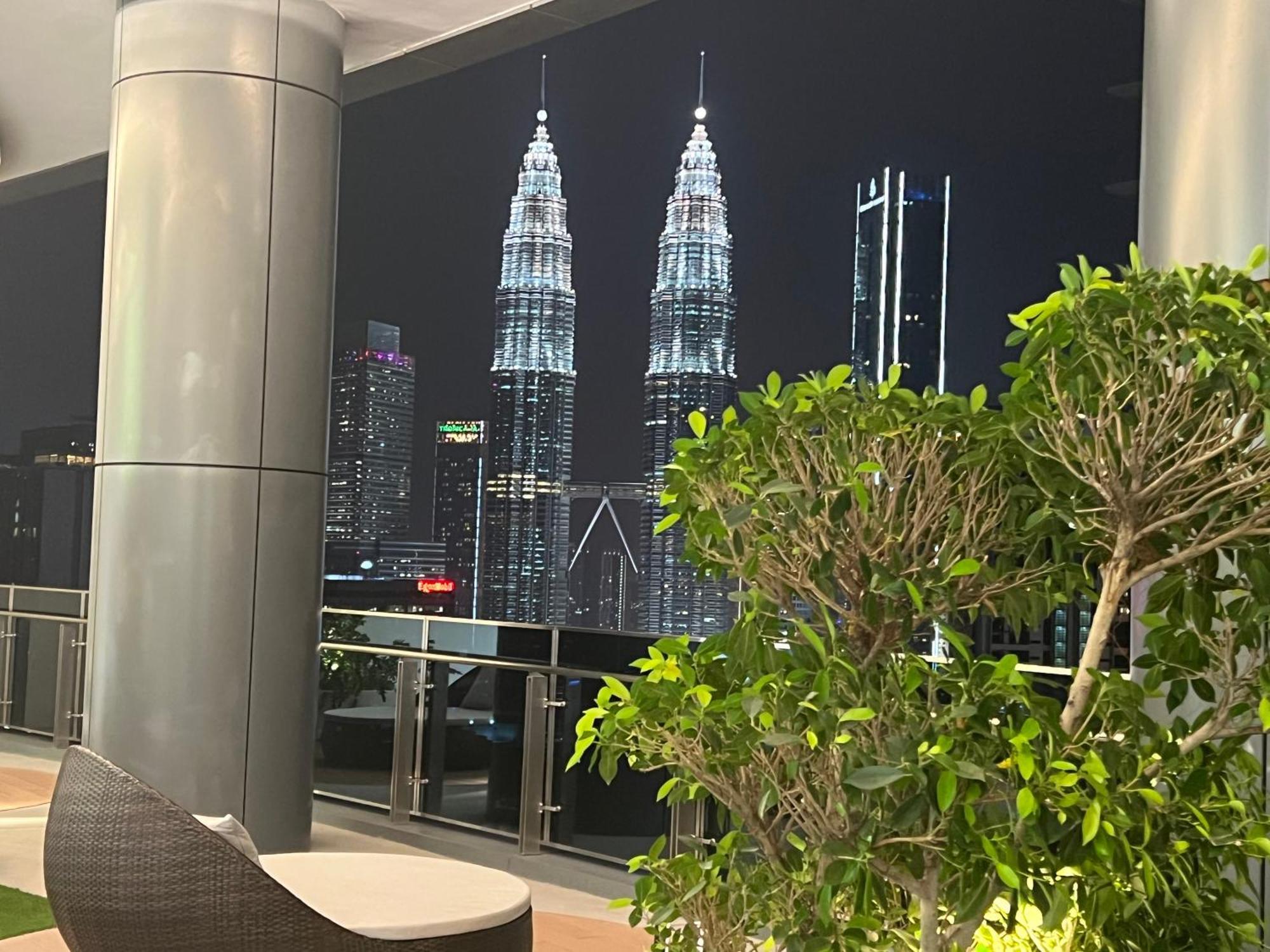 Eaton Residence Suites Klcc Куала-Лумпур Экстерьер фото