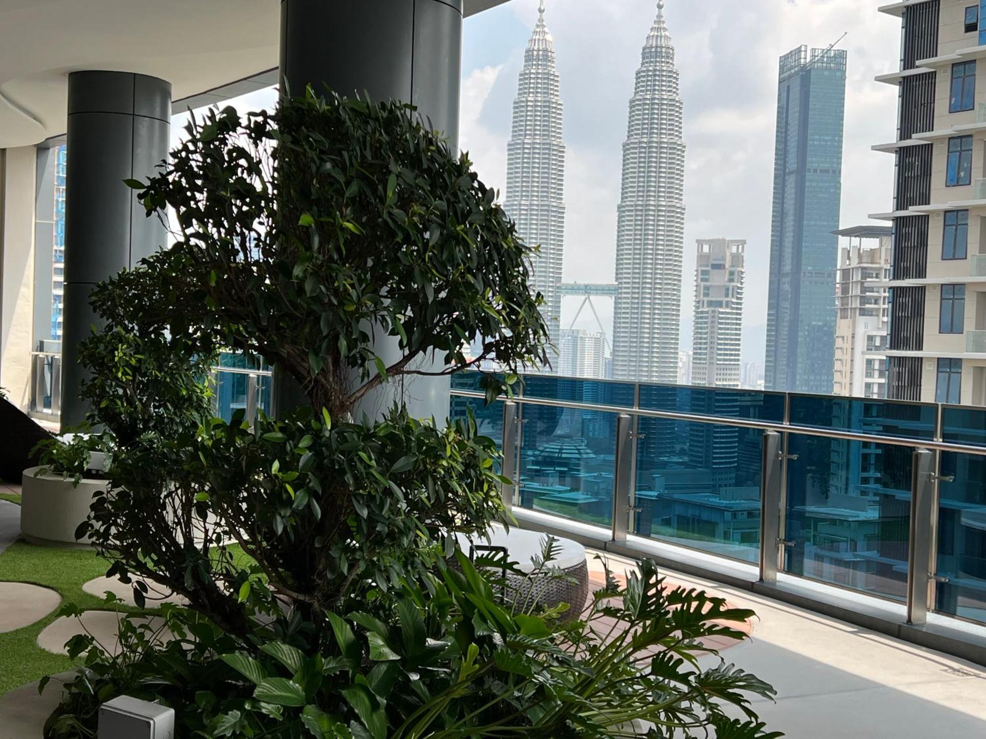 Eaton Residence Suites Klcc Куала-Лумпур Экстерьер фото