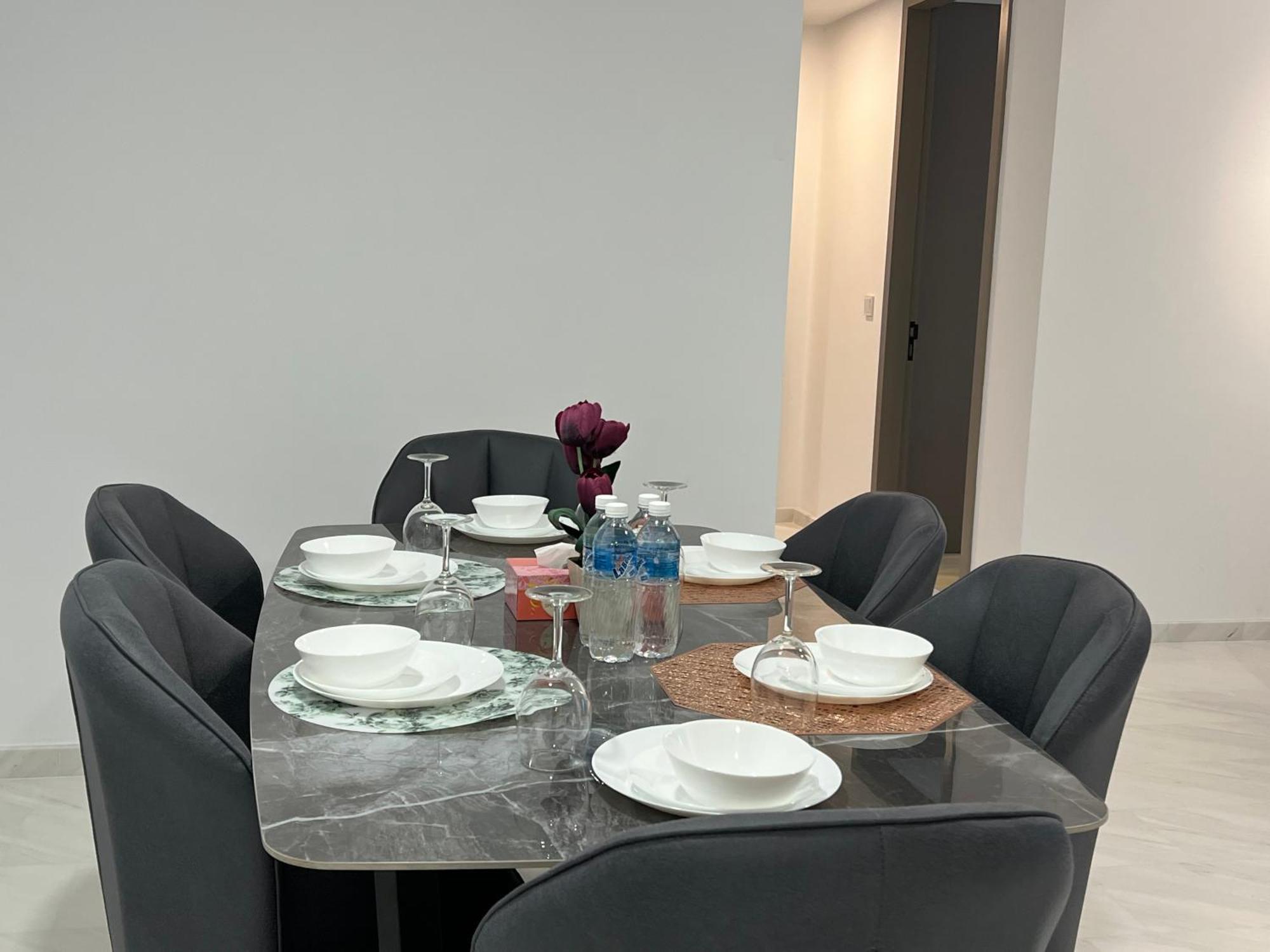 Eaton Residence Suites Klcc Куала-Лумпур Экстерьер фото