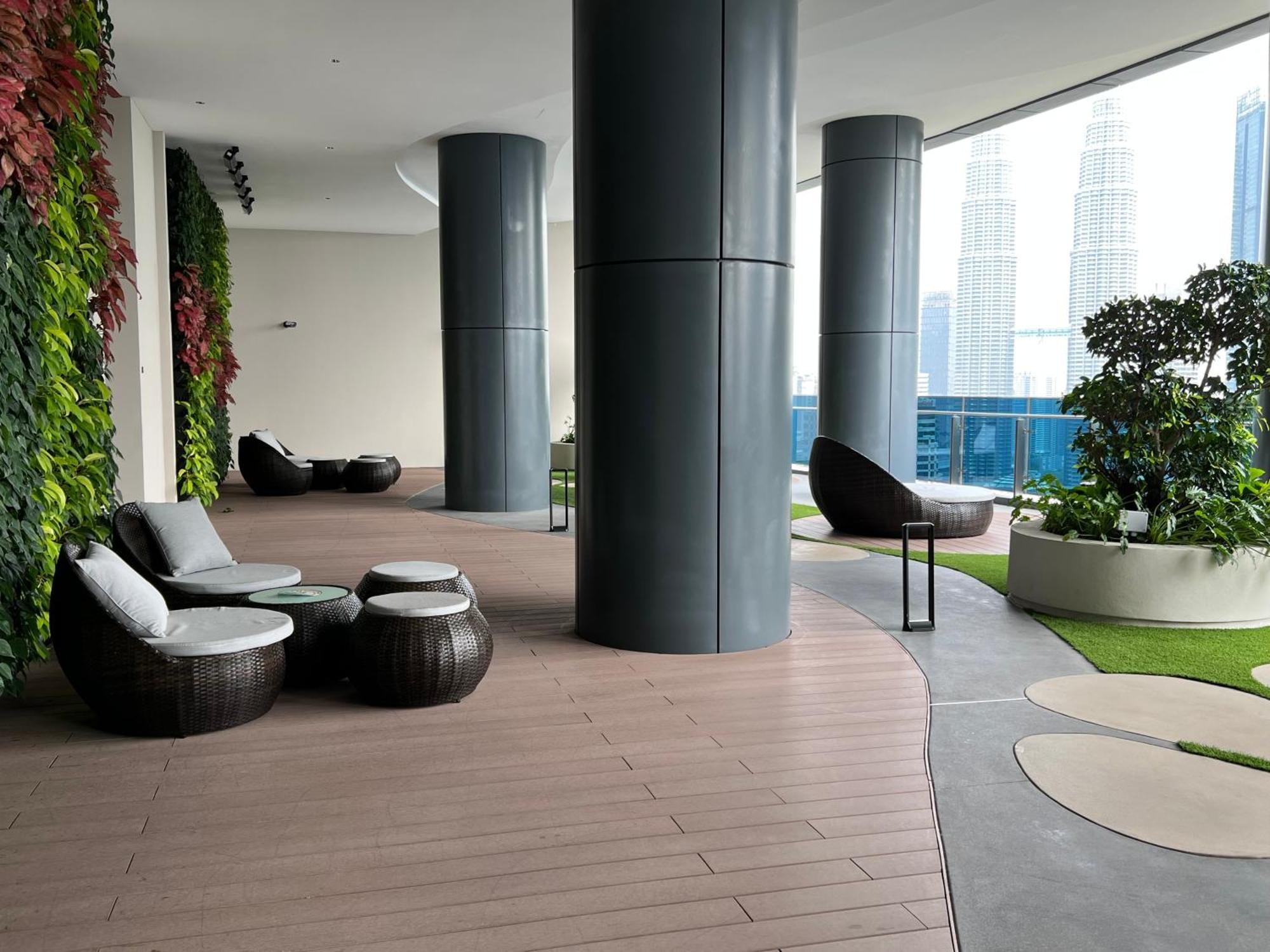 Eaton Residence Suites Klcc Куала-Лумпур Экстерьер фото