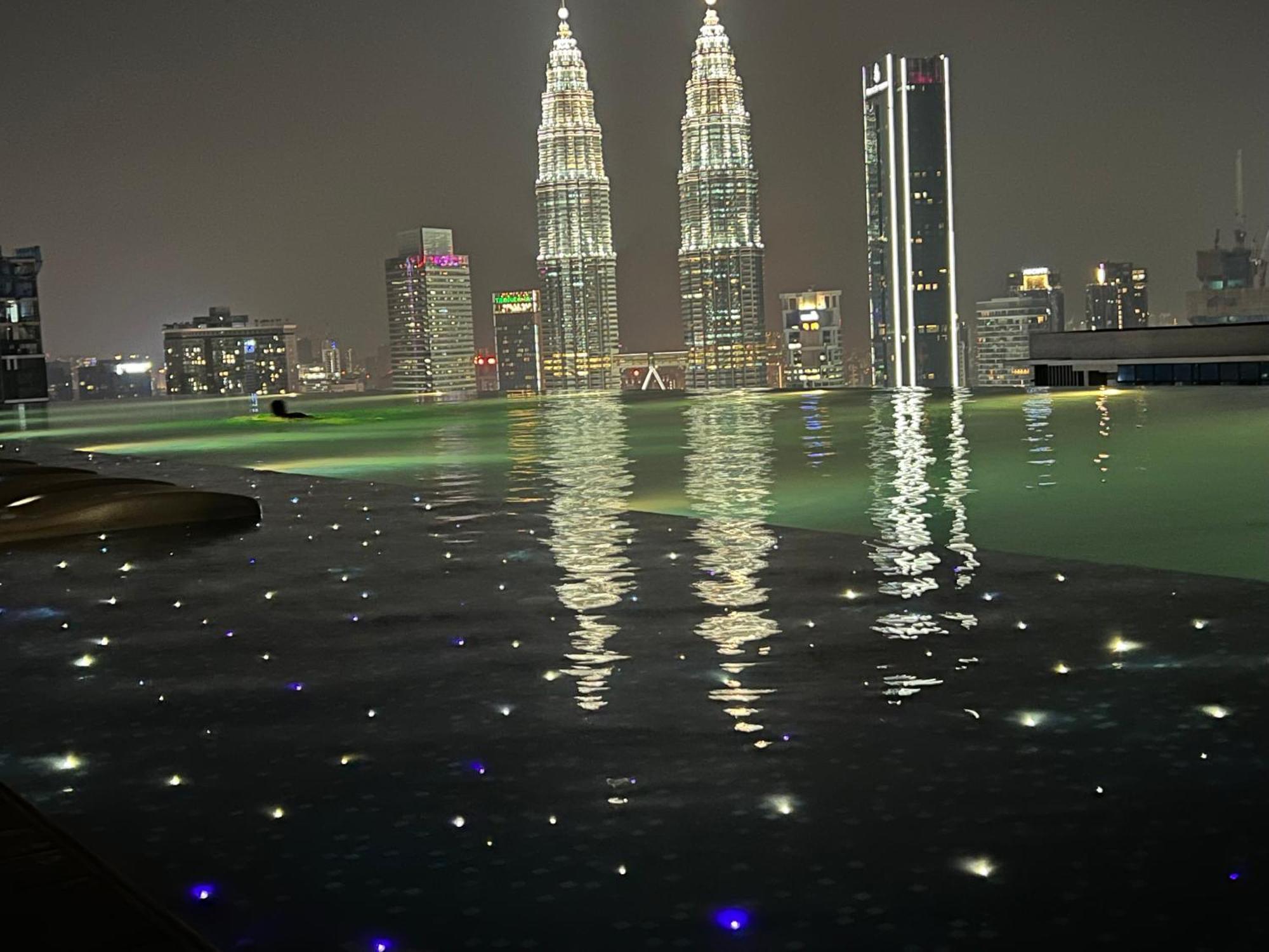 Eaton Residence Suites Klcc Куала-Лумпур Экстерьер фото