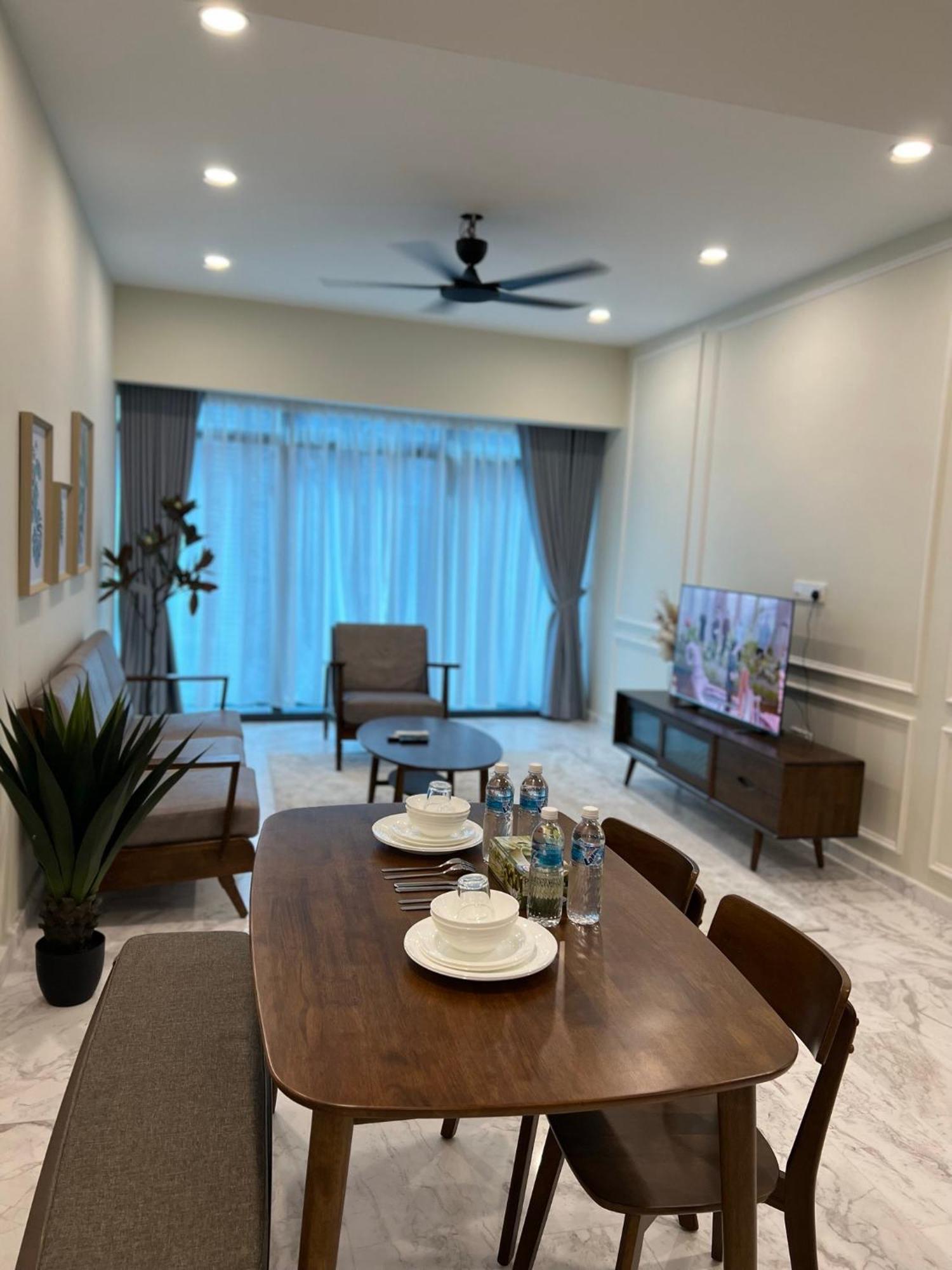 Eaton Residence Suites Klcc Куала-Лумпур Экстерьер фото